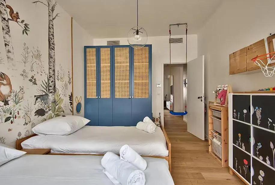Apartment On The Seafront, Parking! Nice Francie